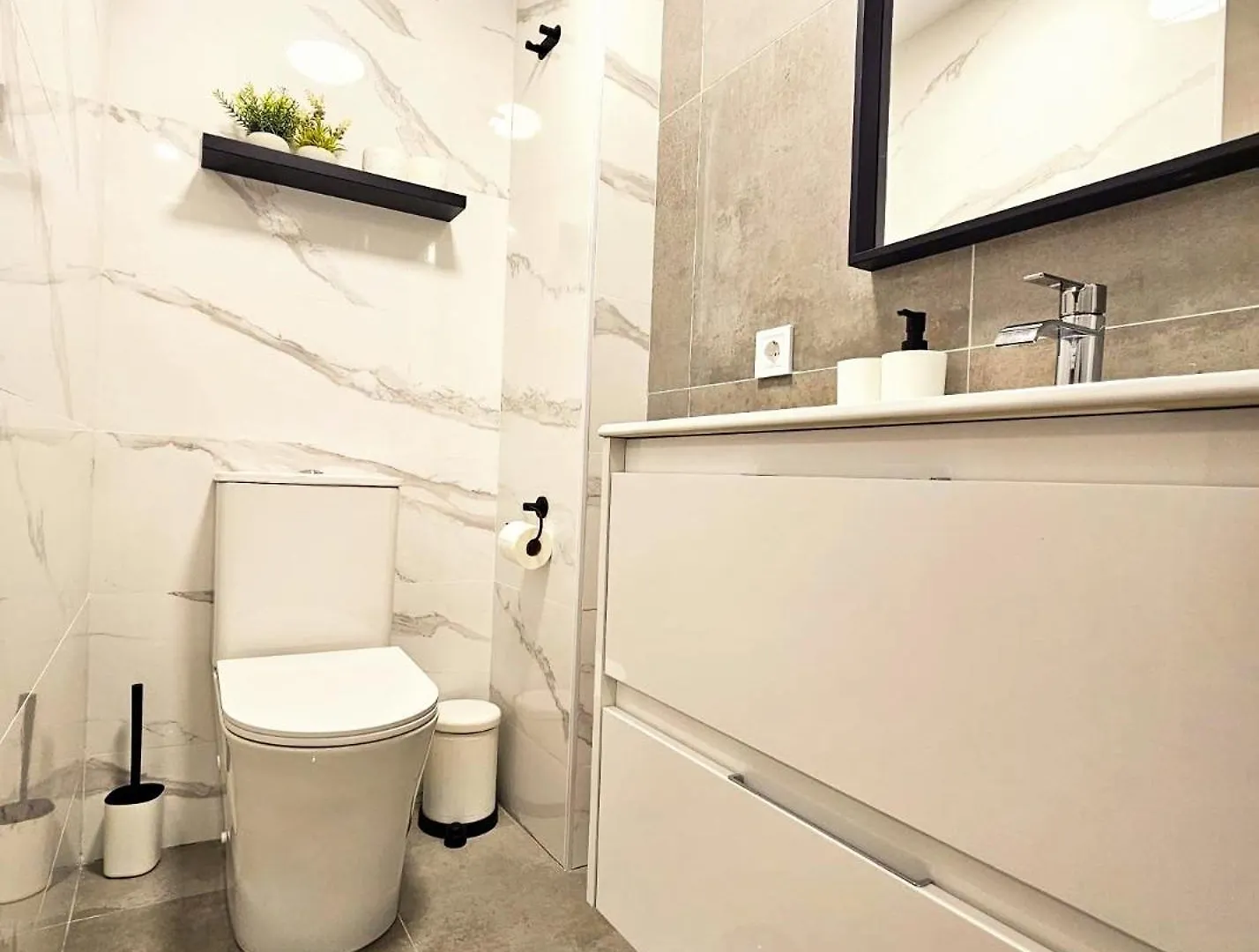 Minerva Apartment Benalmadena Spain
